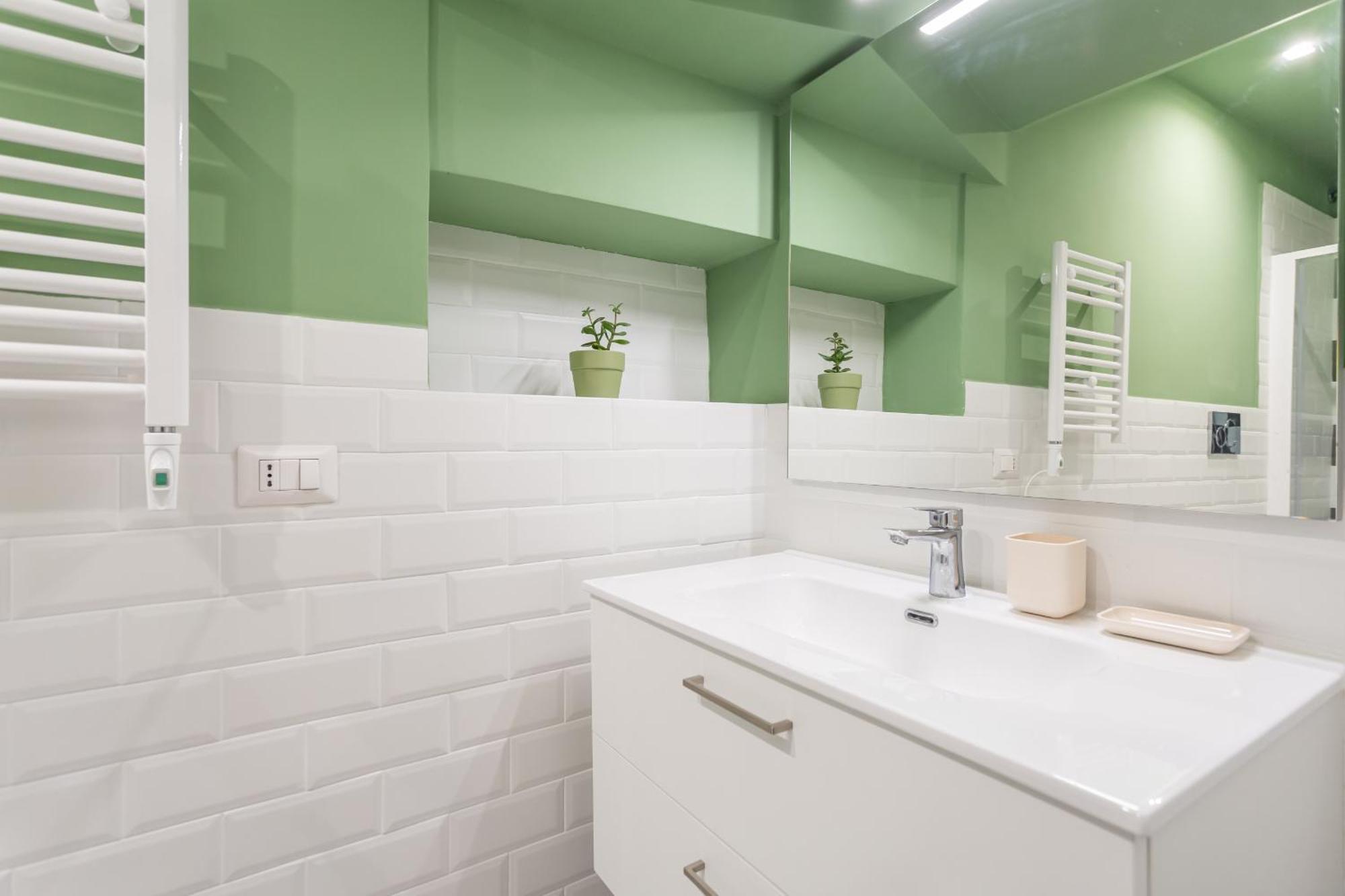 2 Bdr Navona Quintessential Charm Apartment Рим Екстериор снимка
