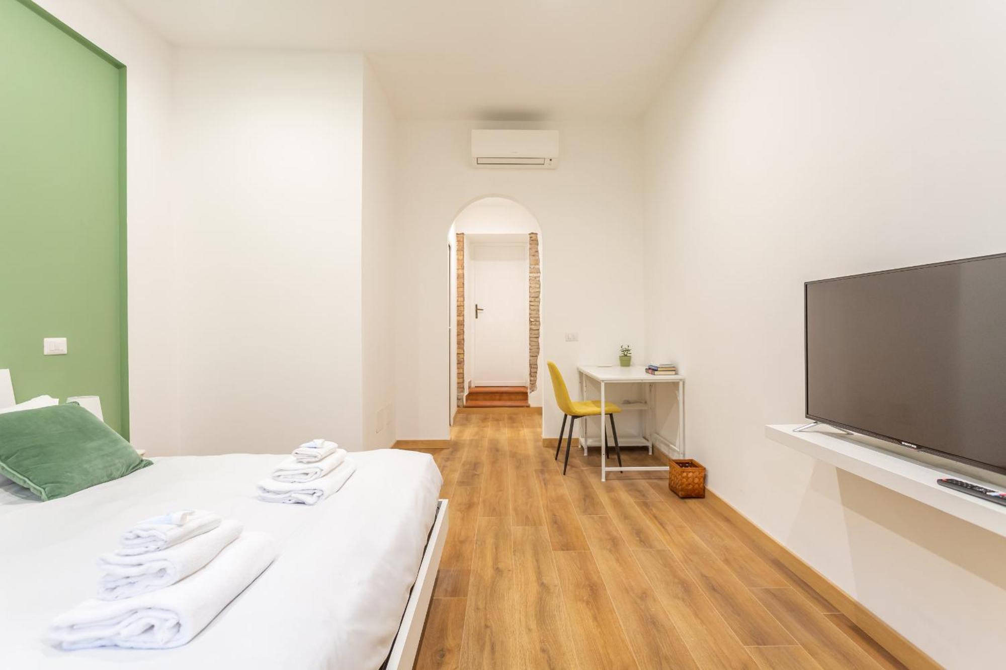 2 Bdr Navona Quintessential Charm Apartment Рим Екстериор снимка