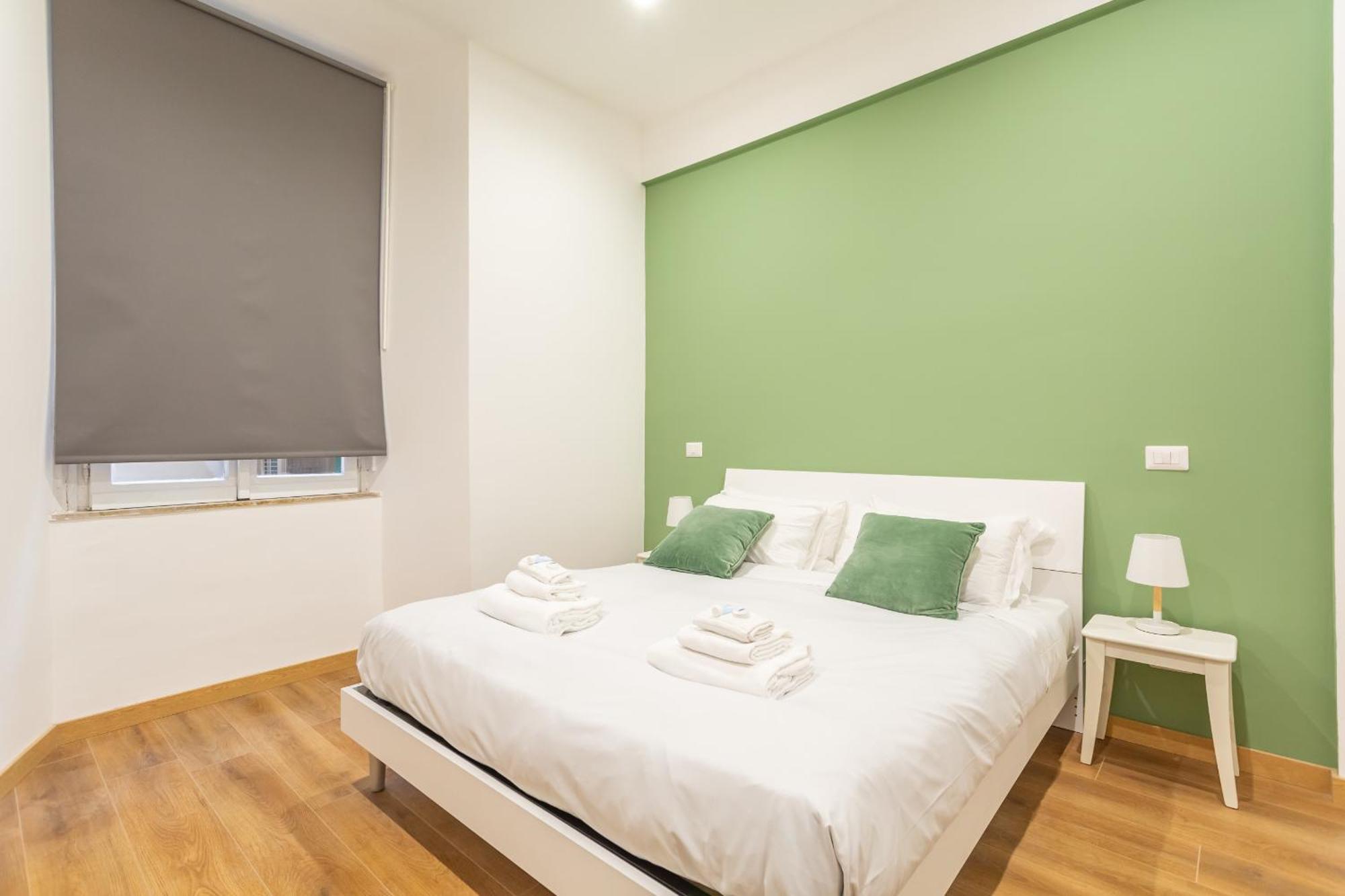 2 Bdr Navona Quintessential Charm Apartment Рим Екстериор снимка